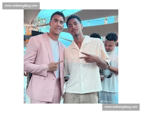 皇马对决尤文全场视频回顾 贝林厄姆与弗拉霍维奇上演欧陆豪门激情碰撞